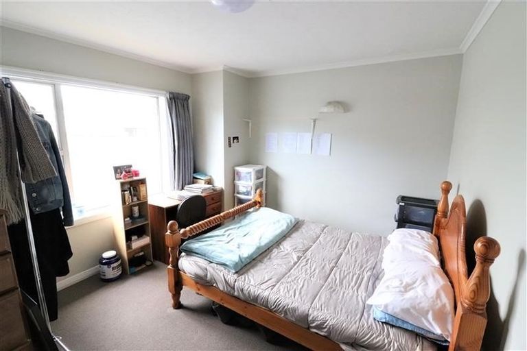 Photo of property in 1 Ludecke Place, Sockburn, Christchurch, 8042