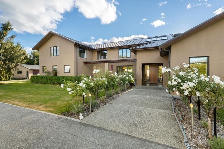 Photo of property in 293e Lower Shotover Road, Speargrass Flat, Queenstown, 9371