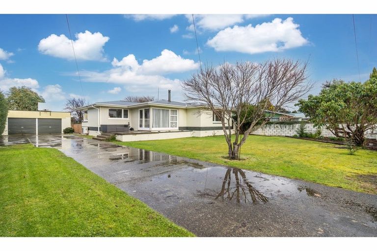 Photo of property in 38 Kirkoswald Street, Wallacetown, 9816