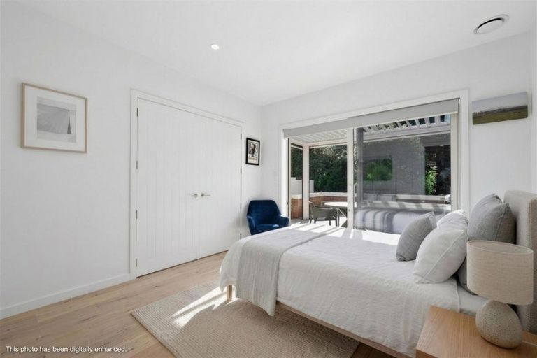 Photo of property in 8 Taylor Street, Cambridge, 3434