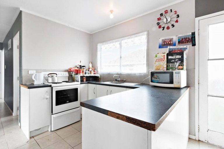 Photo of property in 1/16 Sandra Avenue, Otara, Auckland, 2023