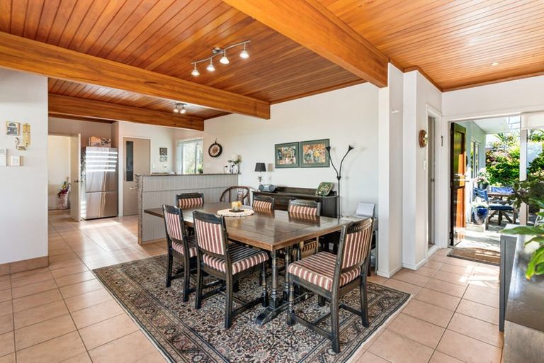 Photo of property in 9a Braemar Road, Castor Bay, Auckland, 0620