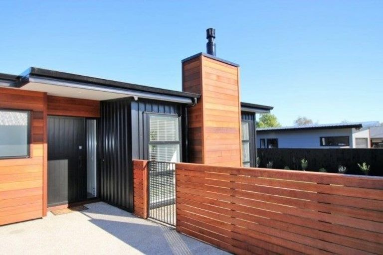 Photo of property in 10 Heasley Lane, Mosgiel, 9092