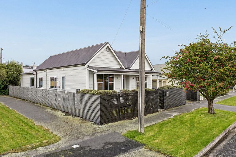 Photo of property in 16 Mills Street, Saint Kilda, Dunedin, 9012