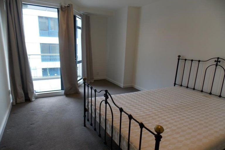 Photo of property in Kate Sheppard Apartments, 42 Molesworth Street, Thorndon, Wellington, 6011