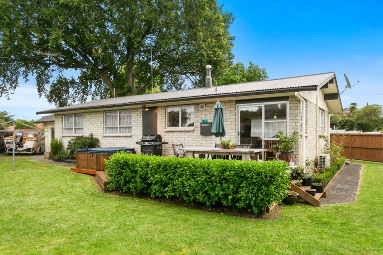 Photo of property in 1 Frame Street, Leamington, Cambridge, 3432