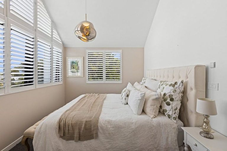 Photo of property in 9 Airmens Lane, Hobsonville, Auckland, 0616