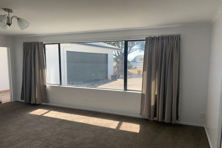 Photo of property in 69 The Esplanade, Westshore, Napier, 4110