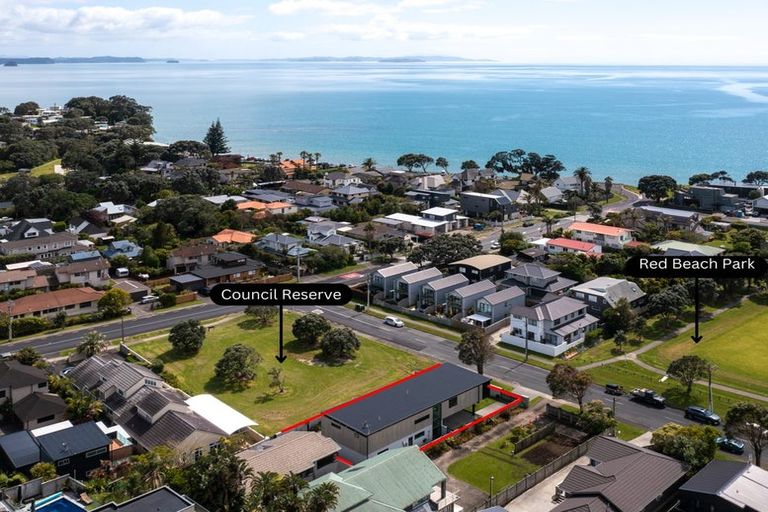 Photo of property in 3a William Bayes Place, Red Beach, 0932