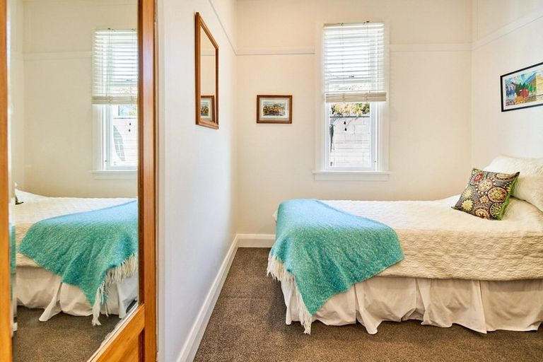 Photo of property in 50 Childers Terrace, Kilbirnie, Wellington, 6022