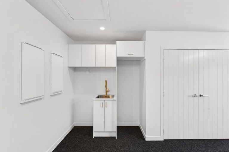 Photo of property in 2 Mohaka Street, Poraiti, 4112