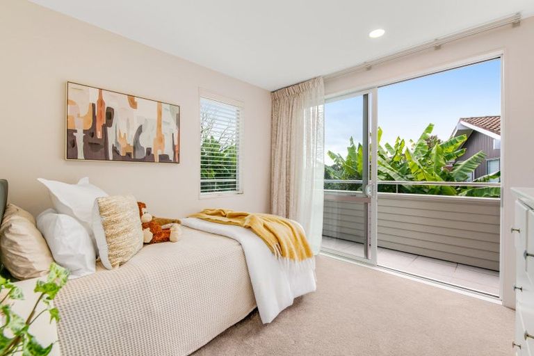 Photo of property in 58 The Circle, Manly, Whangaparaoa, 0930