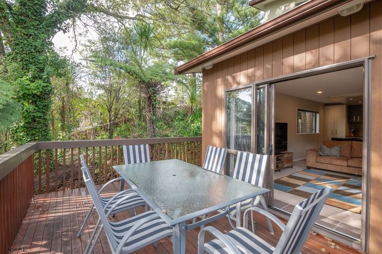 Photo of property in 23 Bemrose Place, Cockle Bay, Auckland, 2014