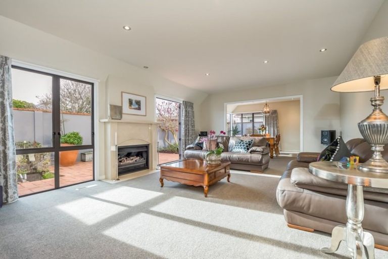 Photo of property in 62a Hautana Street, Woburn, Lower Hutt, 5010