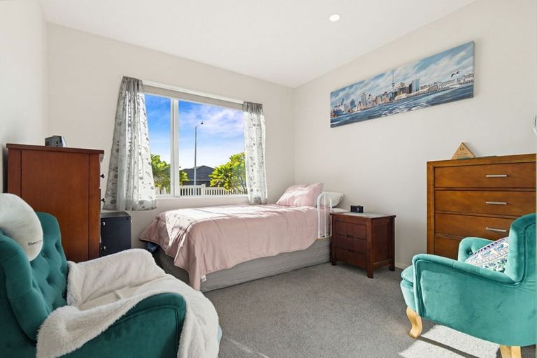 Photo of property in 9 Rainsford Road, Pukekohe, 2120
