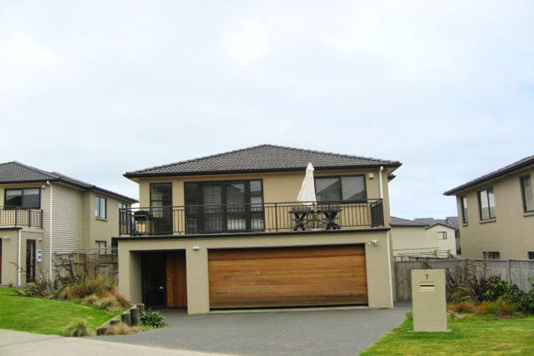 Photo of property in 7 Lagoon View, Gulf Harbour, Whangaparaoa, 0930