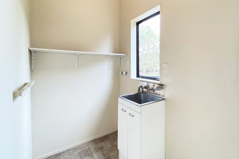 Photo of property in 2/79 Aberfeldy Avenue, Highland Park, Auckland, 2010