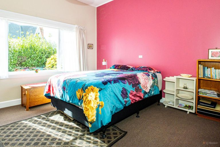 Photo of property in 2 Point Bush Road, Waimate, 7924