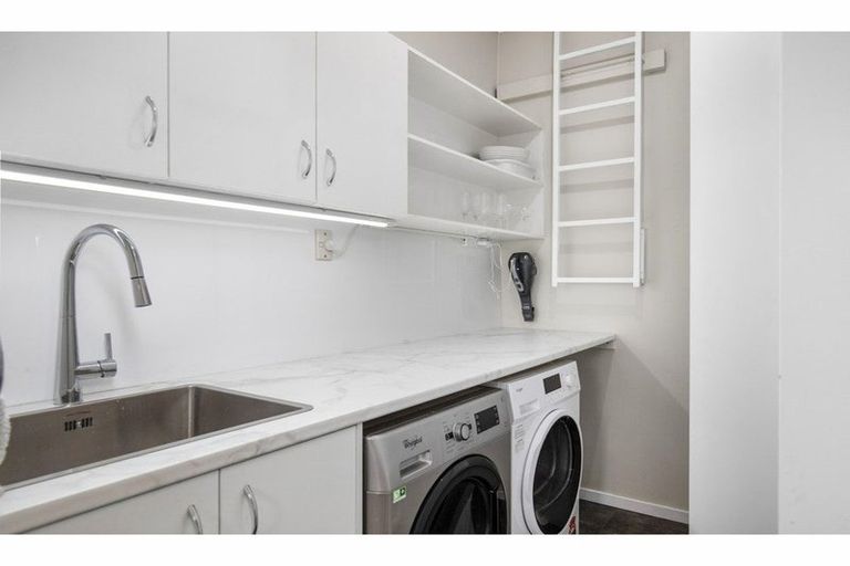 Photo of property in 111 Tarbert Street, Alexandra, 9320