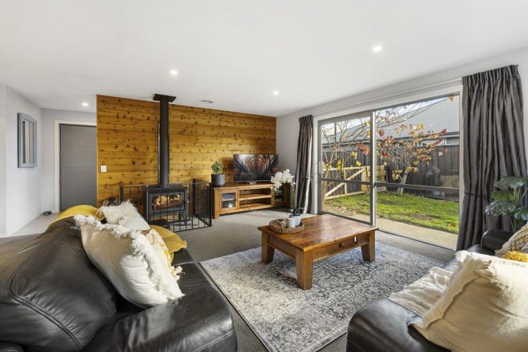 Photo of property in 14 Magnetic Place, Cromwell, 9310