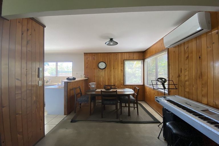 Photo of property in 48 De Quincey Terrace, Highland Park, Auckland, 2010