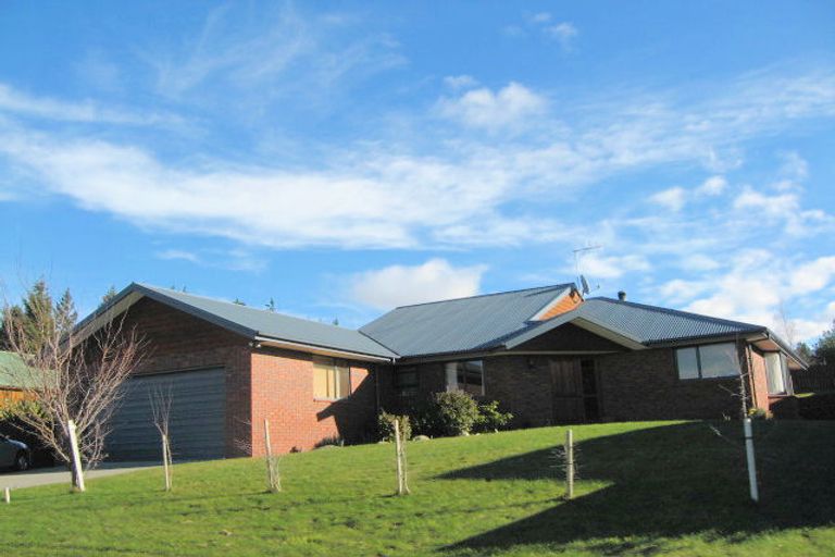 Photo of property in 6 Hillview Place, Wanaka, 9305