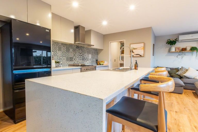 Photo of property in 1330b Papamoa Beach Road, Papamoa Beach, Papamoa, 3118