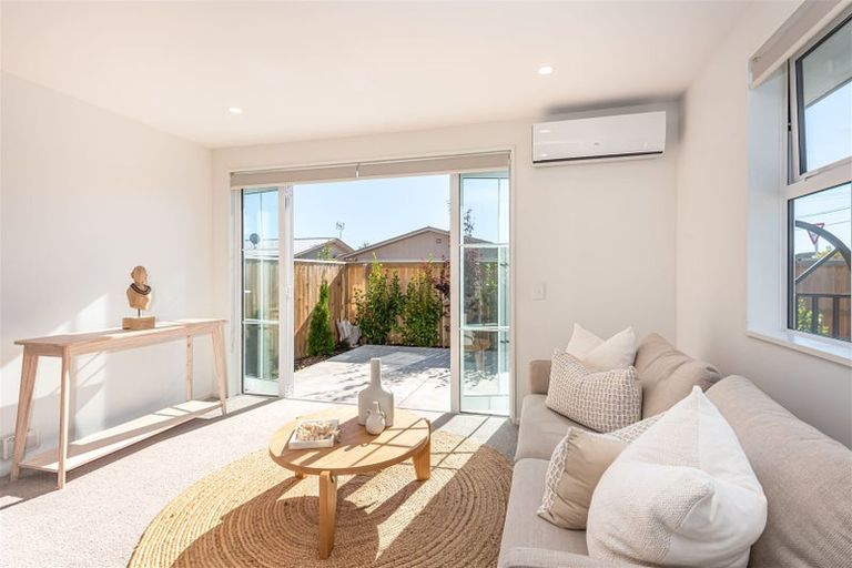 Photo of property in 1/63 Hills Road, Edgeware, Christchurch, 8013