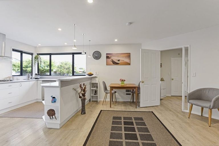 Photo of property in 40 Panckhurst Drive, Woodend, 7610