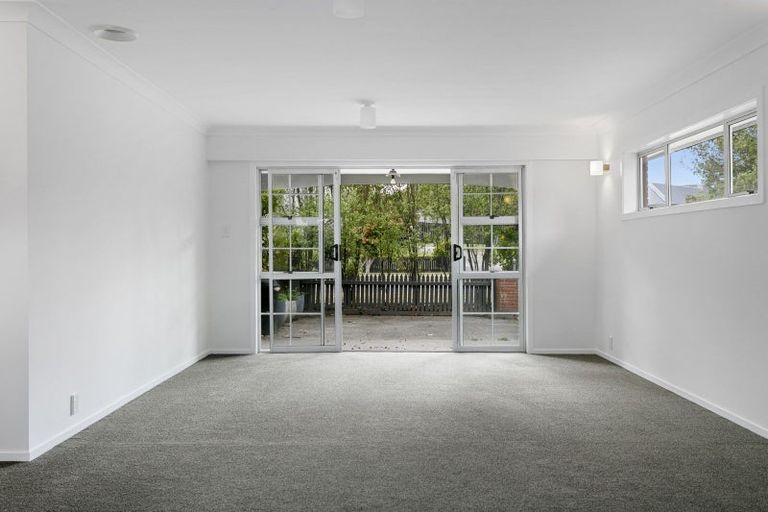Photo of property in 22 Macdonell Street, Hilltop, Taupo, 3330