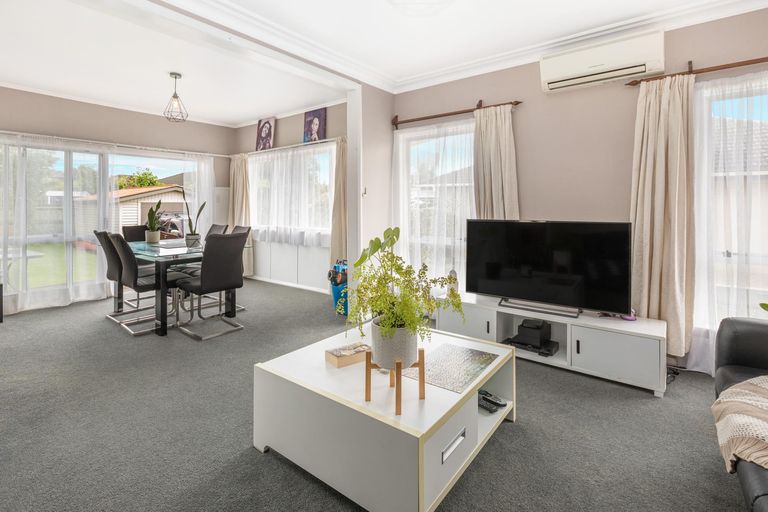 Photo of property in 6 Turnbull Crescent, Morrinsville, 3300