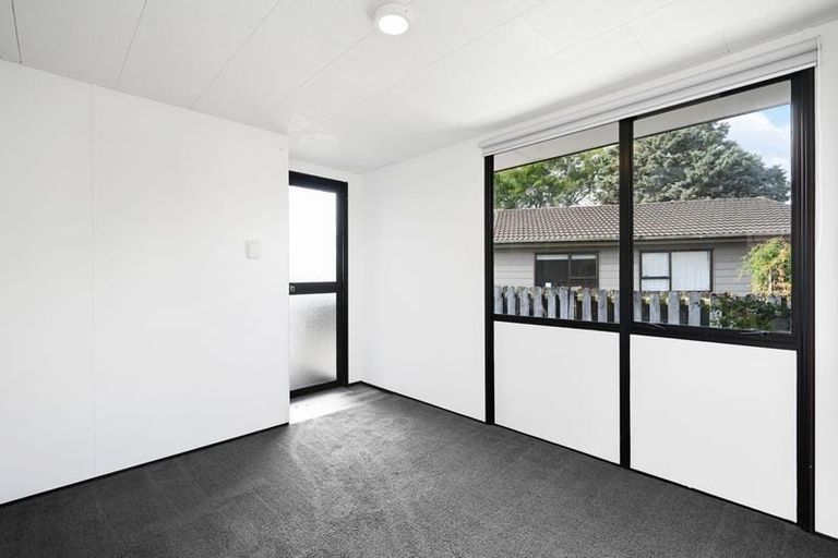 Photo of property in 18 Garland Drive, St Andrews, Hamilton, 3200