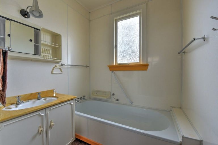 Photo of property in 17 Elsie Street, Gore, 9710