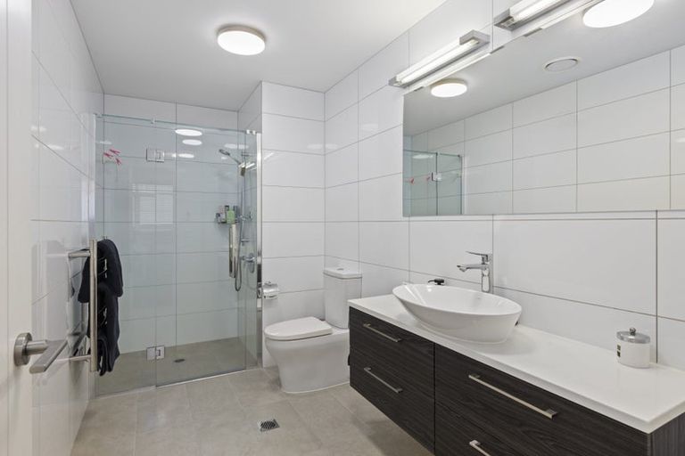 Photo of property in 90 Panorama Heights, Orewa, 0931