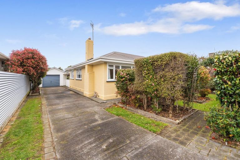 Photo of property in 17 Grey Street, Feilding, 4702