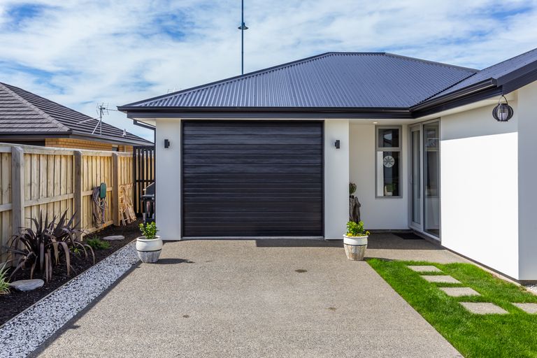 Photo of property in 56 Gillman Place, Pegasus, 7612