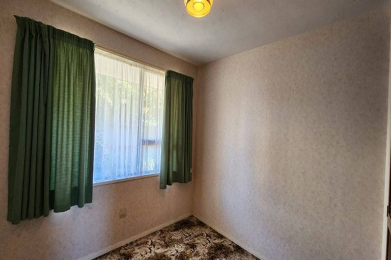 Photo of property in 1/11 Siska Place, Upper Riccarton, Christchurch, 8041