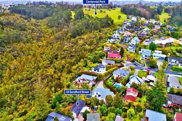 Photo of property in 13 Sandford Street, Campbells Bay, Auckland, 0630