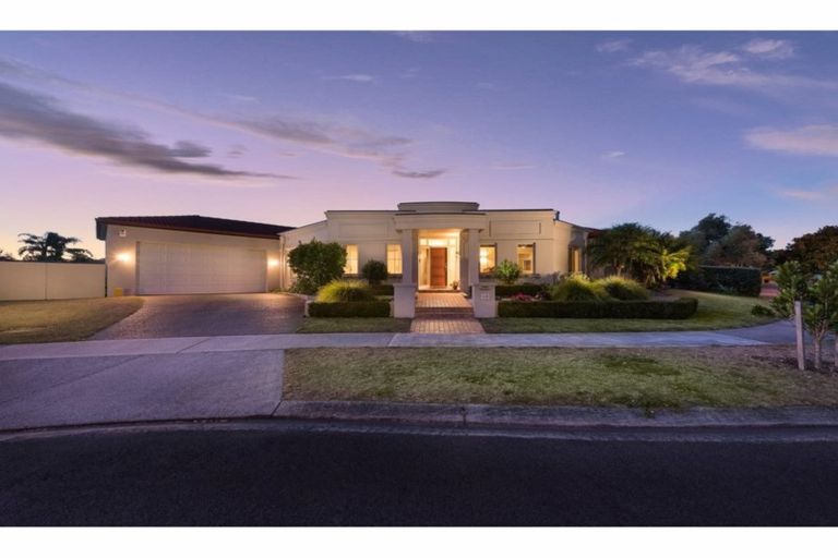 Photo of property in 18 Bermuda Drive, Papamoa Beach, Papamoa, 3118