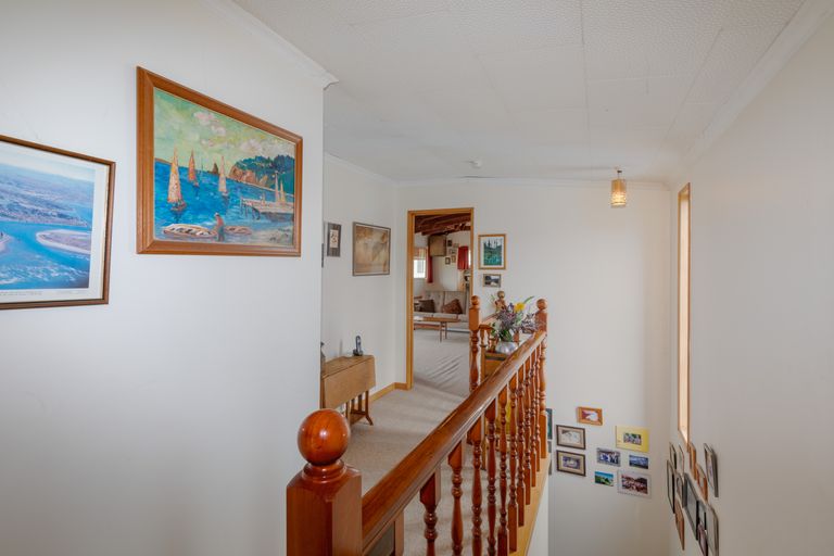 Photo of property in 1/29 Celia Street, Redcliffs, Christchurch, 8081