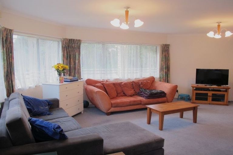 Photo of property in 25 Sample Road, Albany, Auckland, 0632