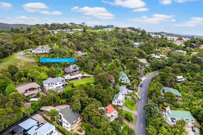 Photo of property in 37 Cochrane Avenue, Arkles Bay, Whangaparaoa, 0932