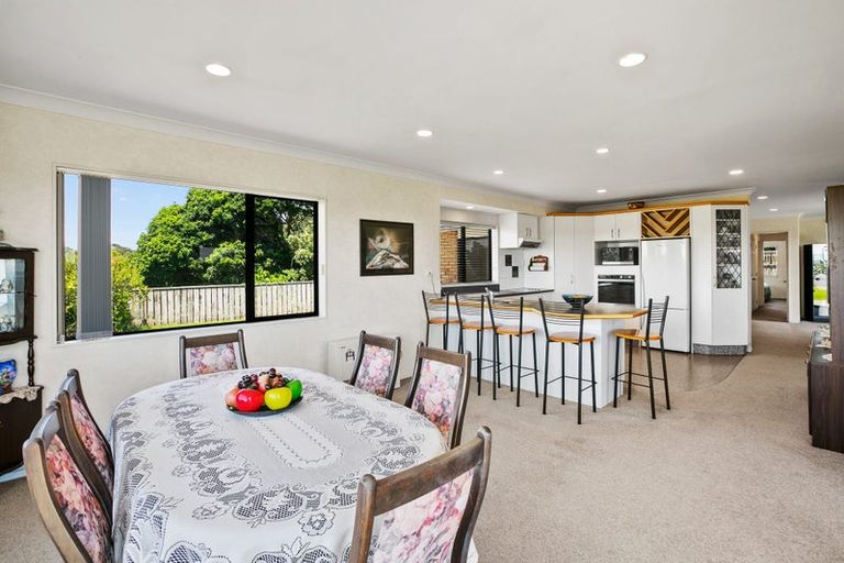 Photo of property in 22 Chatswood Grove, Fitzroy, New Plymouth, 4312