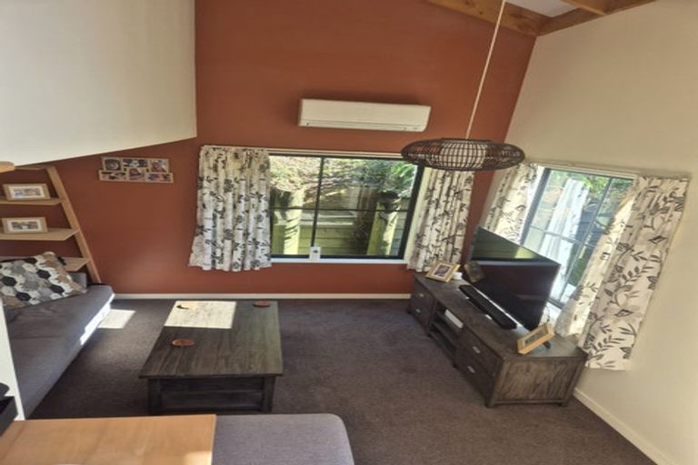 Photo of property in 59 Renown Road, Raumati South, Paraparaumu, 5032