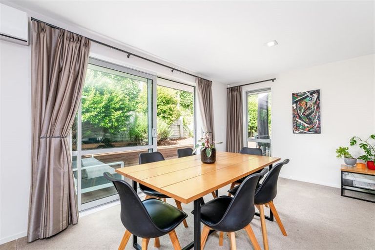 Photo of property in 127 Rangeview Road, Sunnyvale, Auckland, 0612