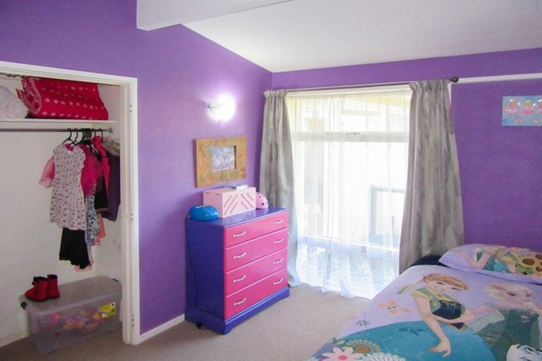 Photo of property in 2 Oak Street, Mangapapa, Gisborne, 4010