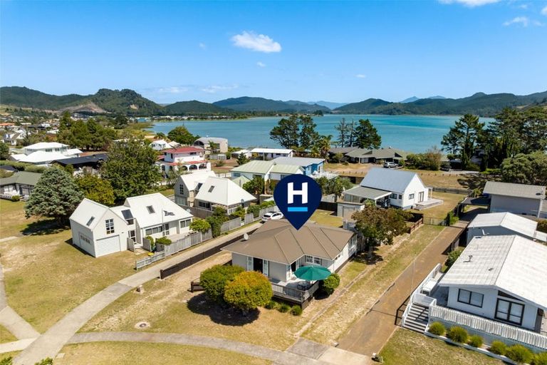 Photo of property in 21 Given Grove, Pauanui, Hikuai, 3579