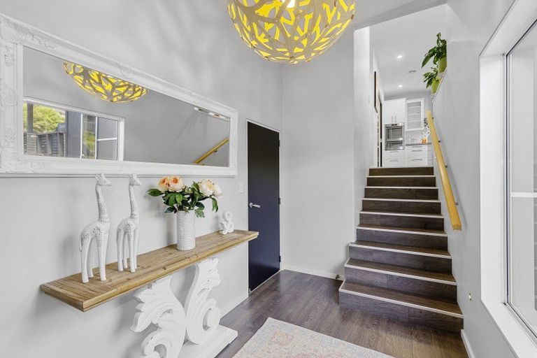 Photo of property in 12 Botany Lane, Whitby, Porirua, 5024