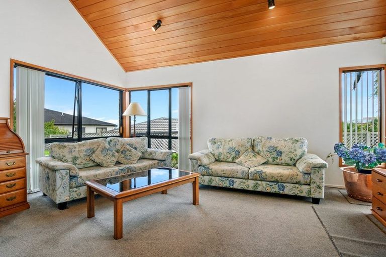 Photo of property in 1/10 Bannings Way, Hobsonville, Auckland, 0618