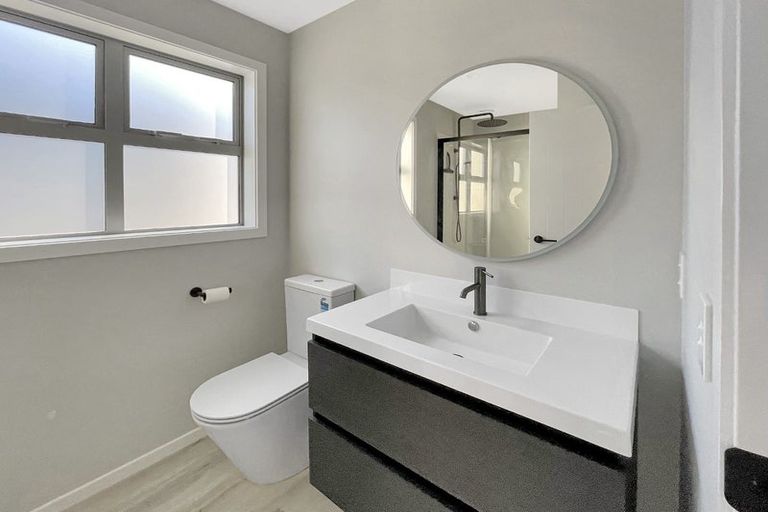 Photo of property in 5/6 Peel Place, Wainuiomata, Lower Hutt, 5014